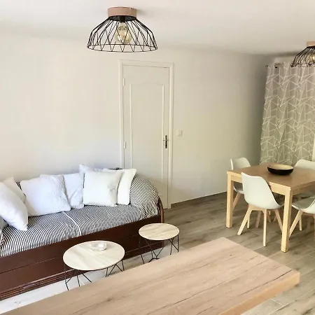 Piscine Saint-raphael Holiday home *
